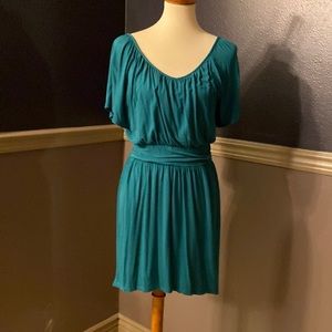 Short Sleeve Pullover Dress.